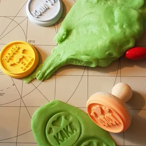 Playdoh deg och kakstämplar