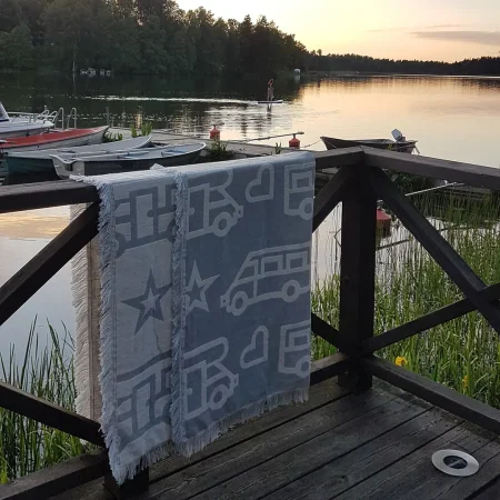 Blanket camper
