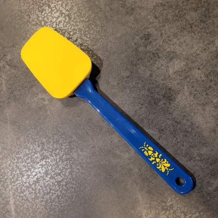 Spoonula with kurbits pattern